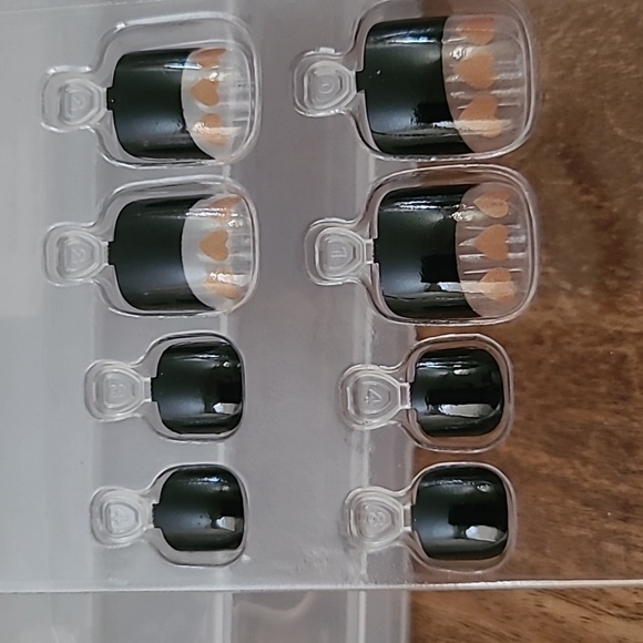 2/$16 Hearts French Manicure Press On Toenails - Picture 13 of 14